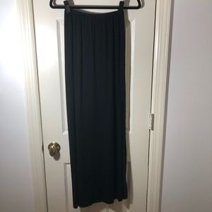 Loveappella | Black Maxi Skirt w/ Slit, Small